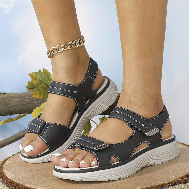 Cynthia™ | Sandales Orthopédiques en Cuir Fabriquées à Partir de Matériaux de Haute Qualité