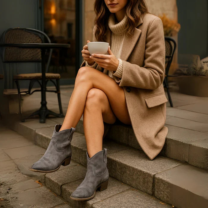 Suzanne | Bottes Artisanales de Haute Qualité